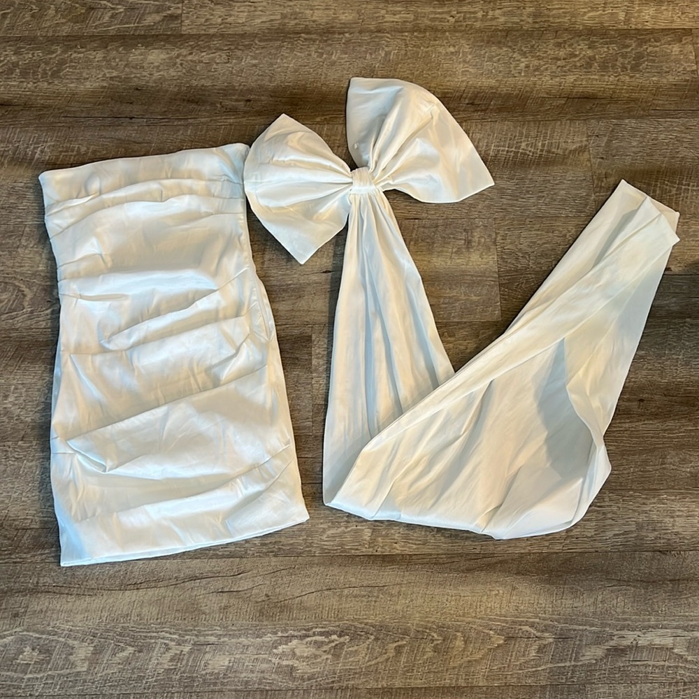 Strapless bridal dress with detachable bow size S- ShopHopes boutique